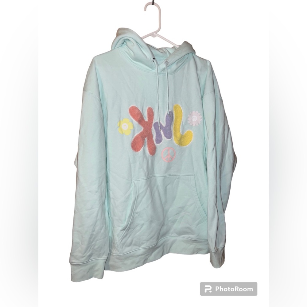 KNJ Peace out light green hoodie